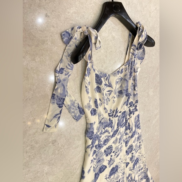 NEW Reformation Twilight Floral Midi Dress in Size 0 - Picture 9 of 16